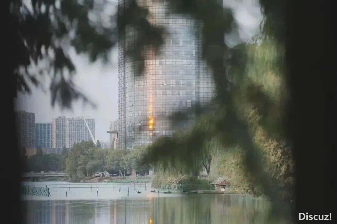 腐败2日浙年夜营-用 DeepSeek扑灭  娃的 AI 胡想:挨制博属互念头器人,启开人机接互新篇章!w13.jpg