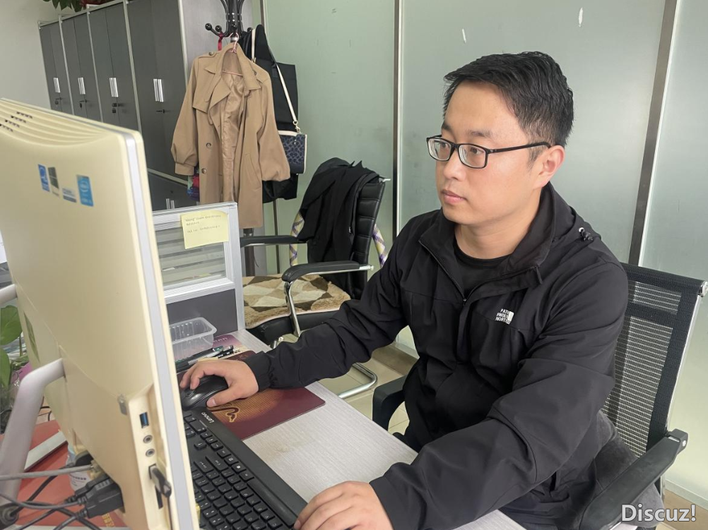 组工文化场地丨当他们战DeepSeek相逢w19.jpg