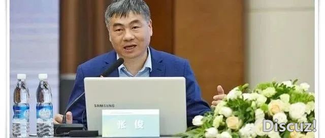 数字化海潮下,“DeepSeek+AI”怎样沉塑幼女教诲?深度剖析取真操指北!w17.jpg