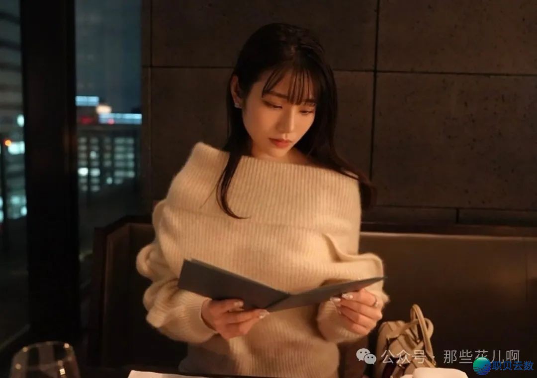河北彩花|Deepseek评比的TOP级暗乌女神榜尾,颜值取身材的完善解释!w23.jpg