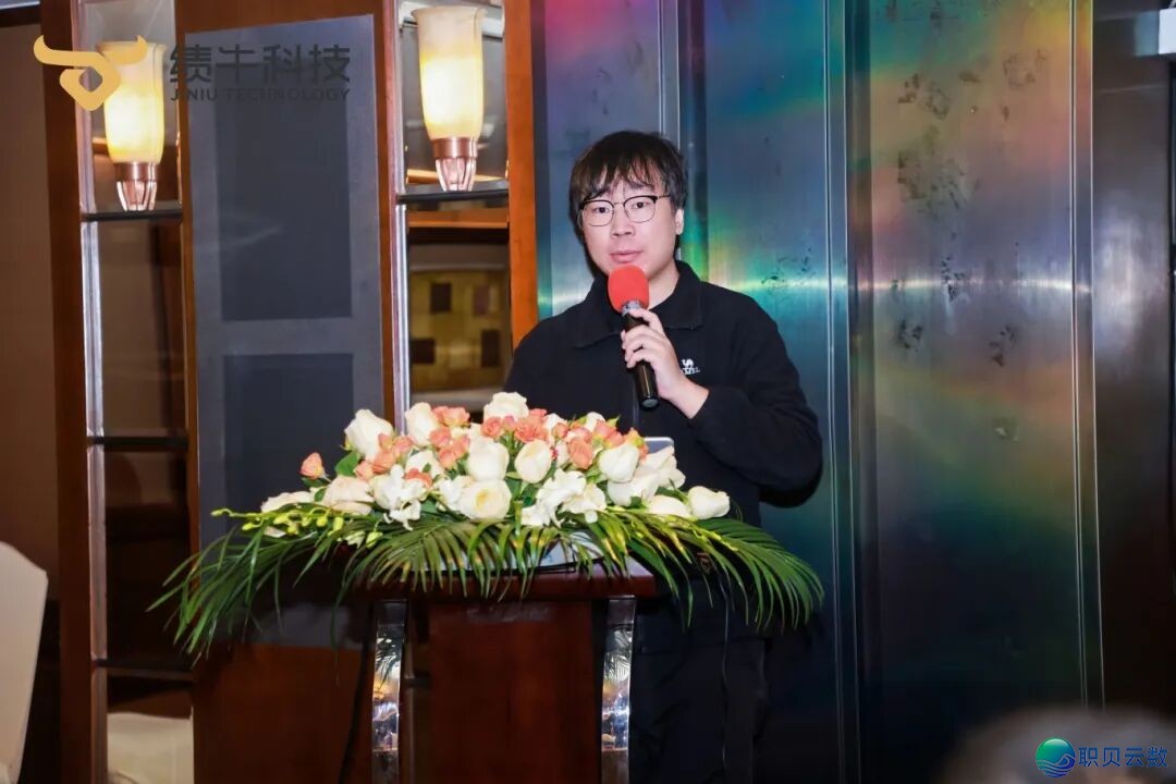 121424ltro3oocctz8crrw