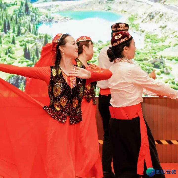 182452iktf1d9oggdgidfi