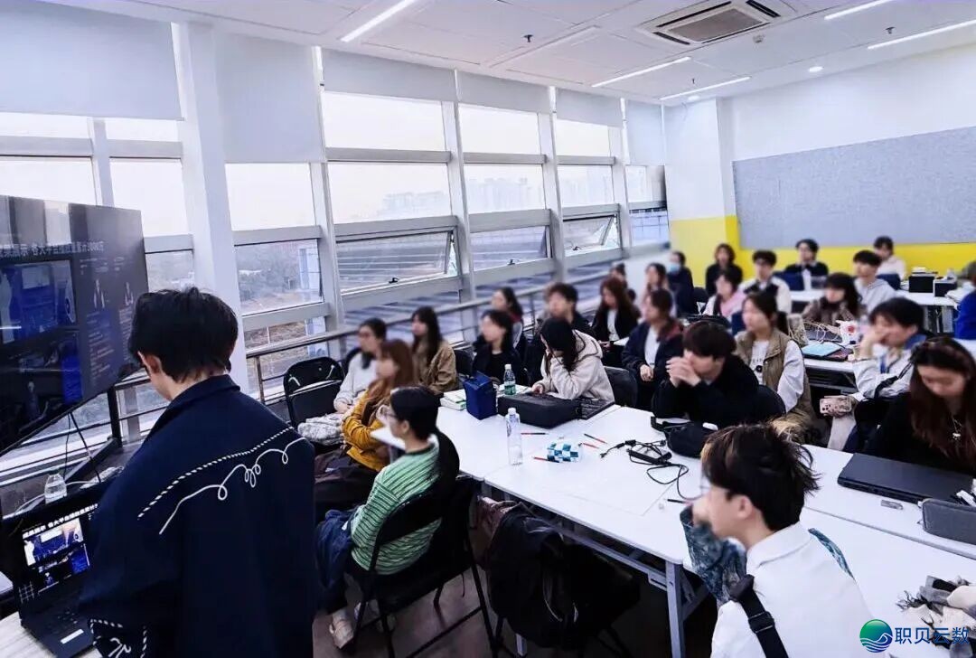 165430ydh4ssyttlvr0tt4