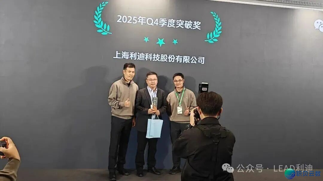 064734gknn6qlqwznzqdsf