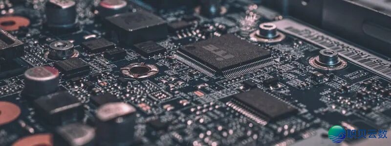 062010hug7bdyyaq1dittz